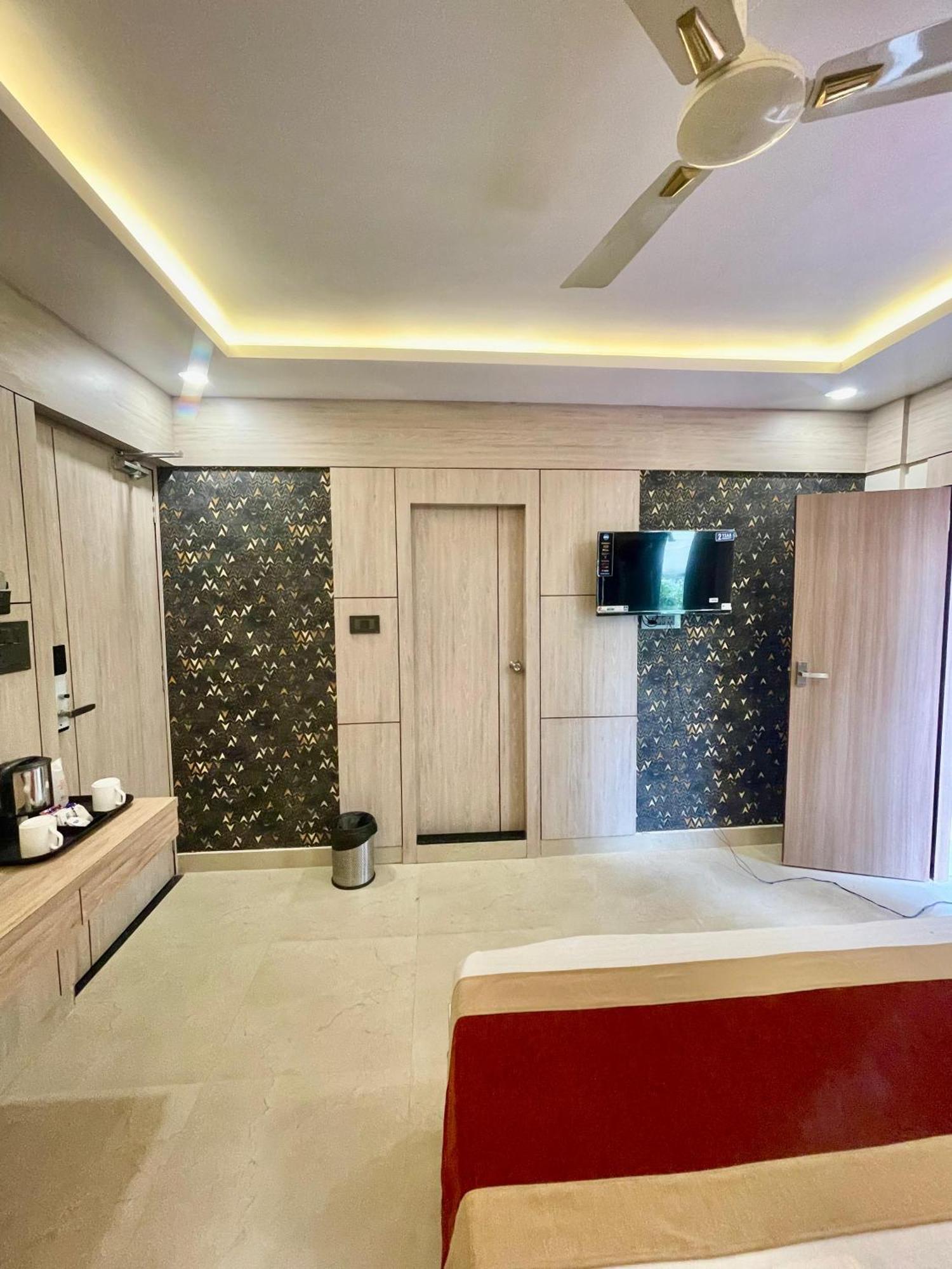 Hotel Royal Bengal Bolpur Kültér fotó