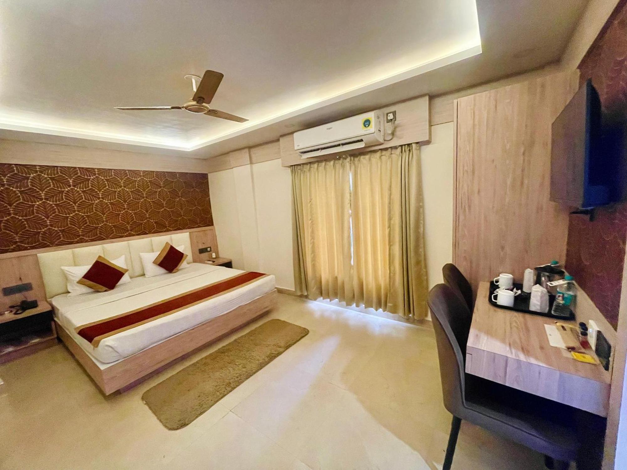 Hotel Royal Bengal Bolpur Kültér fotó